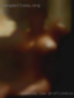 Someone low profilediscreet wives fuck and fun in Arlington.